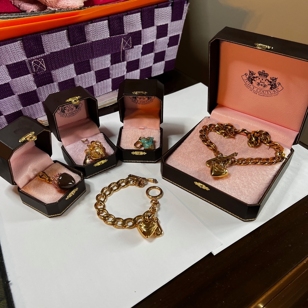 Vintage Gold Tone Juicy Couture Heart Necklace + Bracelet set